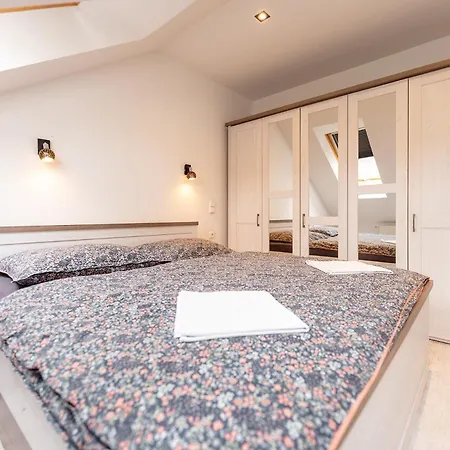 Apartmany Holiday Острава