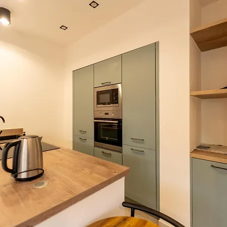 Apartmany Holiday Апартаменты
