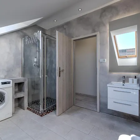 Apartmany Holiday