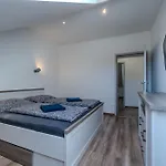 公寓 Apartmany Holiday 俄斯特拉发