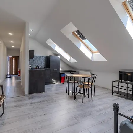 Apartmany Holiday Lejlighed
