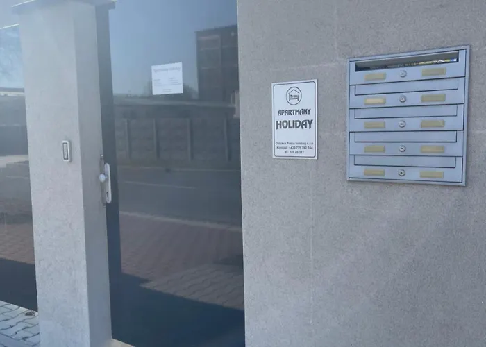Appartement Apartmany Holiday *